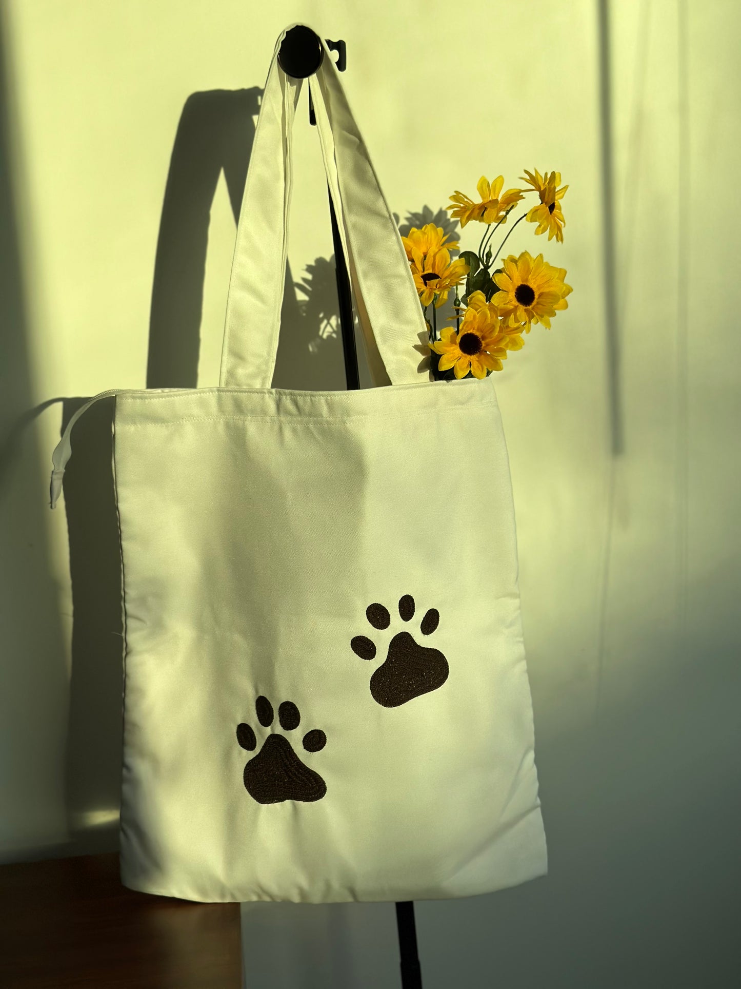 Paw Tote
